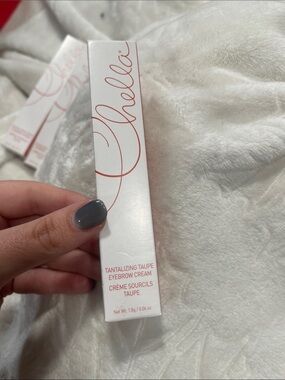 Chella Tantalizing Taupe Eyebrow Cream - Taupe